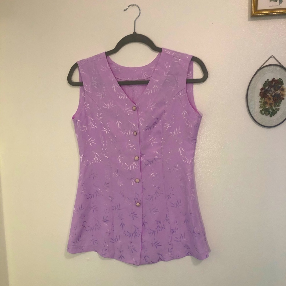 Lilac Sleeveless 90s Button Down Top